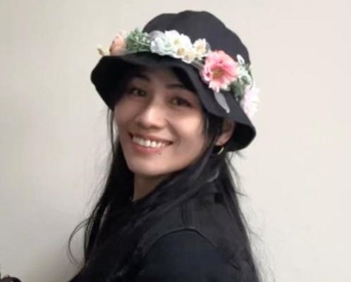 Home's Spa Business Owner